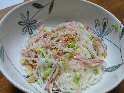 チャーシューとメンマ入り！春雨サラダ